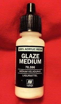 Vallejo Mediums: Glaze Medium 70596 (*See Per Order Flat Rate Shipping)