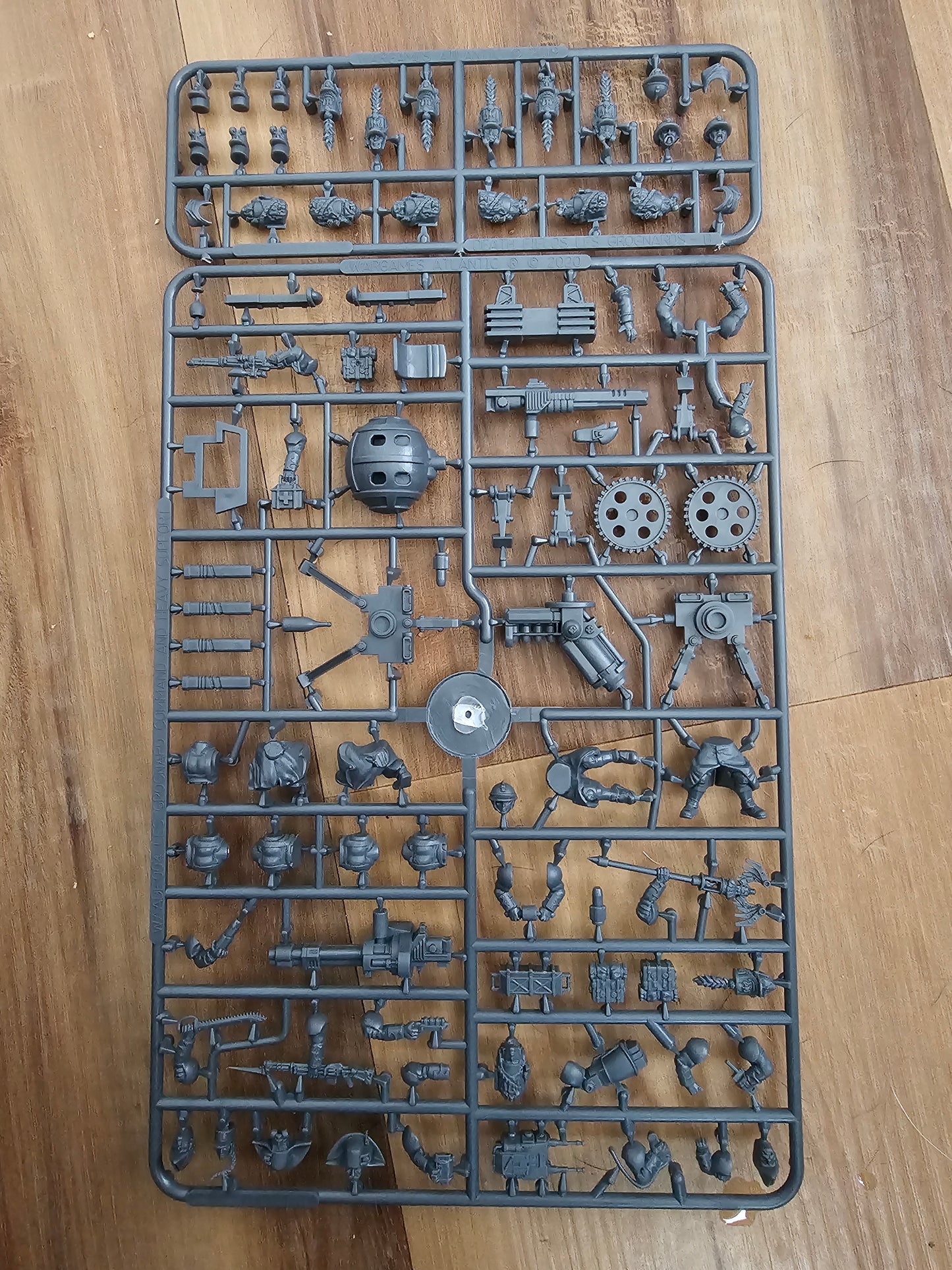 Death Fields Les Grognard Command and Heavy Support (2 sprues)(*See Per Order Flat Rate Shipping)