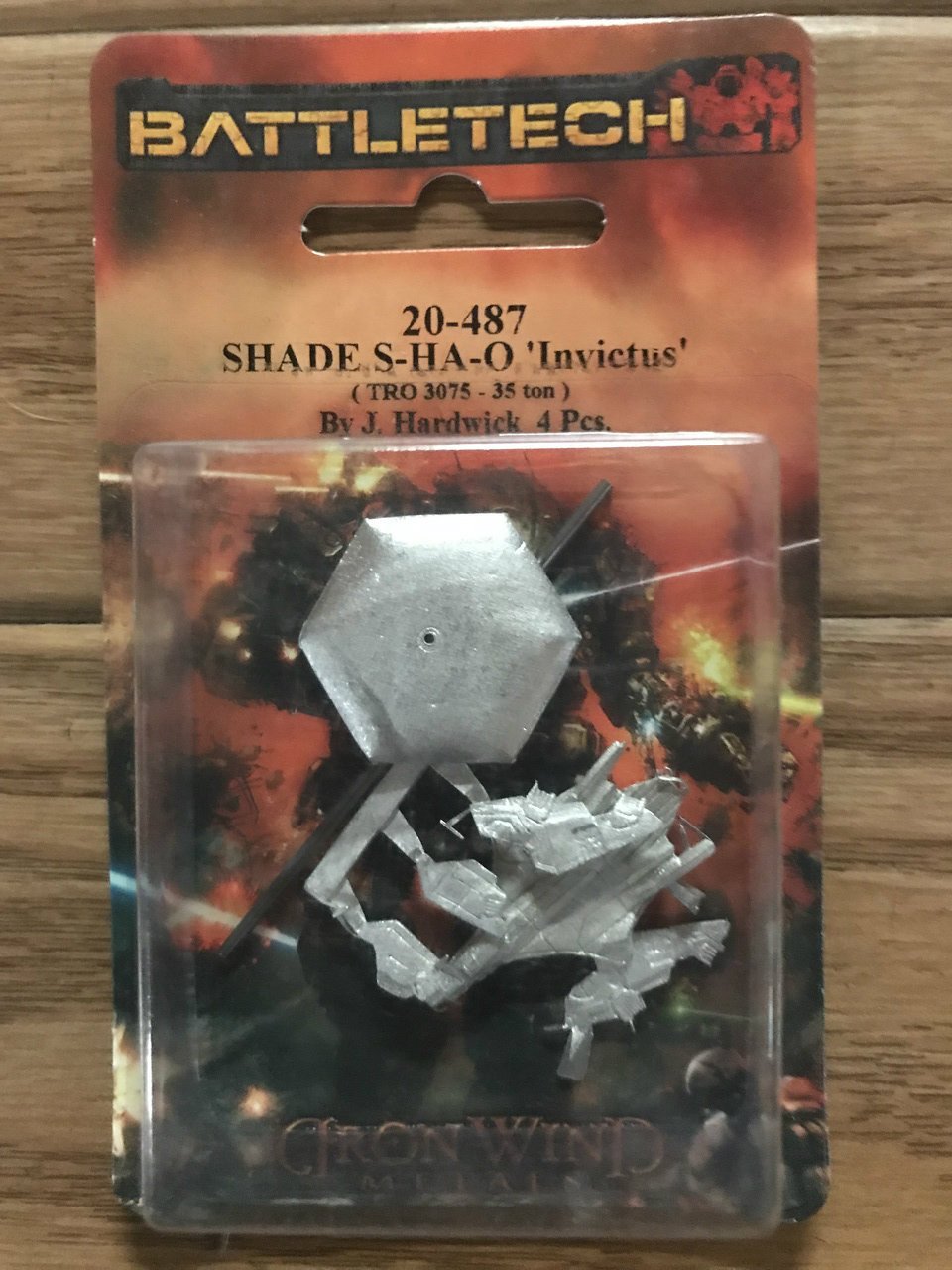 BattleTech 20-487 Shade Fighter S-HA-O Invictus (*See Per Order Flat Rate Shipping)