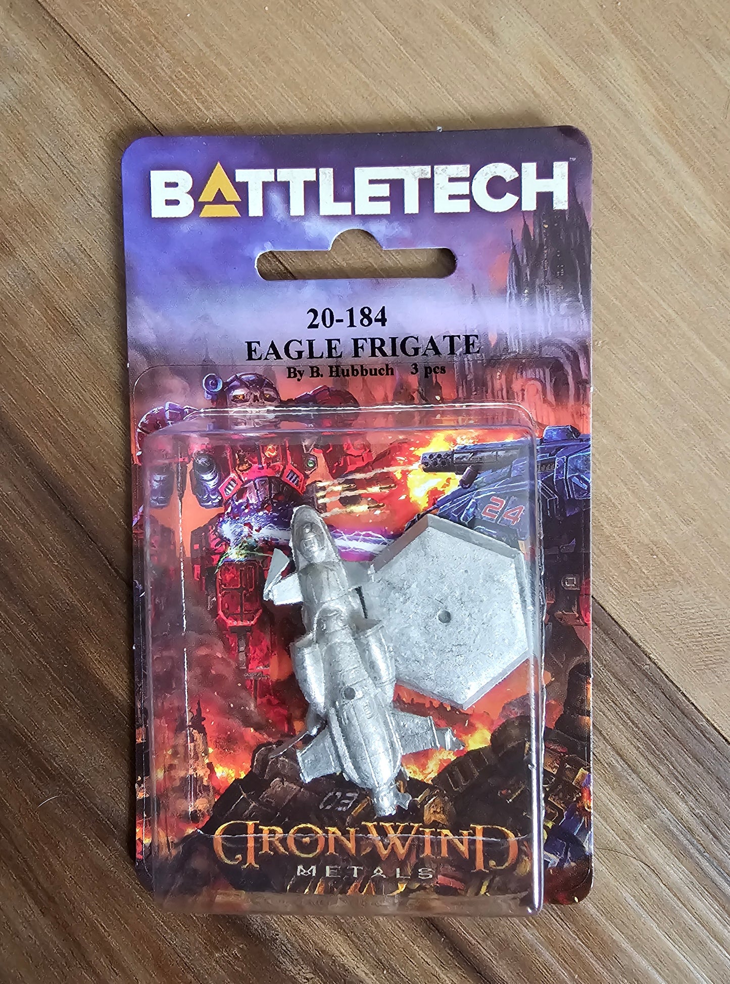 Battletech Eagle Frigate 20-184 (*See Per Order Flat Rate Shipping)