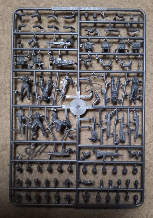 WarGames Atlantic Death Fields Cannon Fodder (2) female Single Sprue (*See Per Order Flat Rate Shipping)