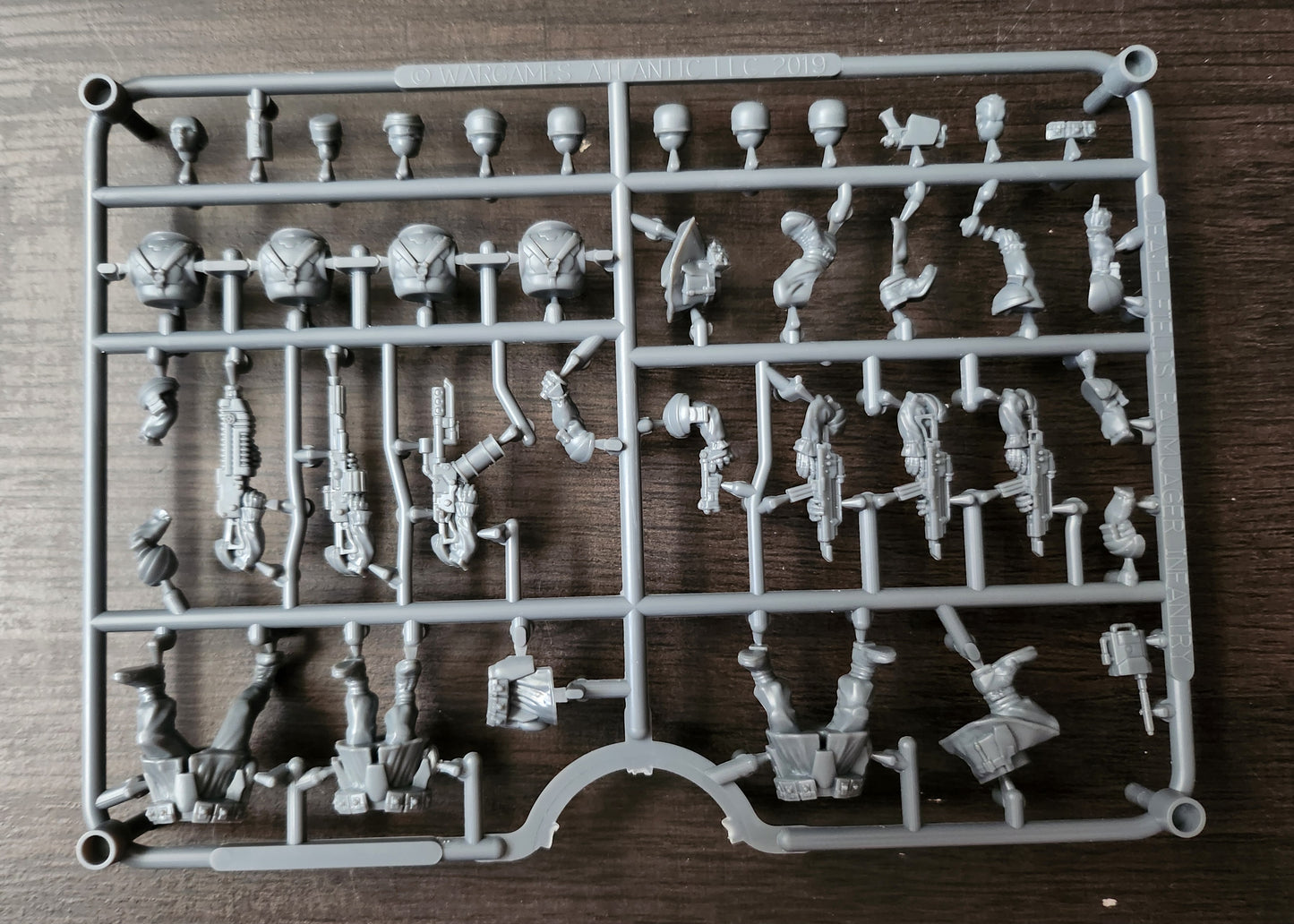 Death Fields Raumjager Infantry Single sprue 4 figures (*See Per Order Flat Rate Shipping)