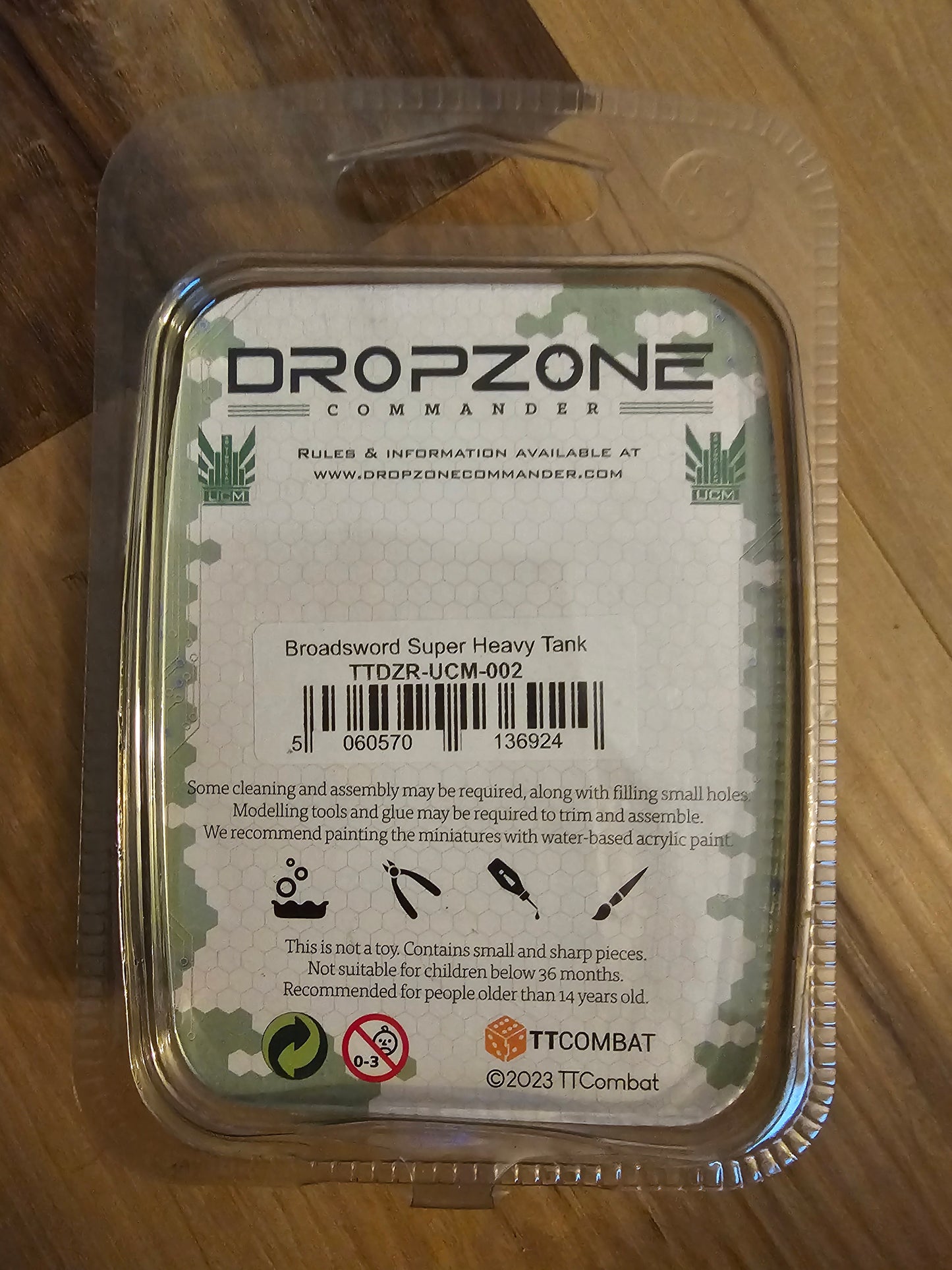 Dropzone Commander Broadsword Super Heavy Tank (*See Per Order Flat Rate Shipping)