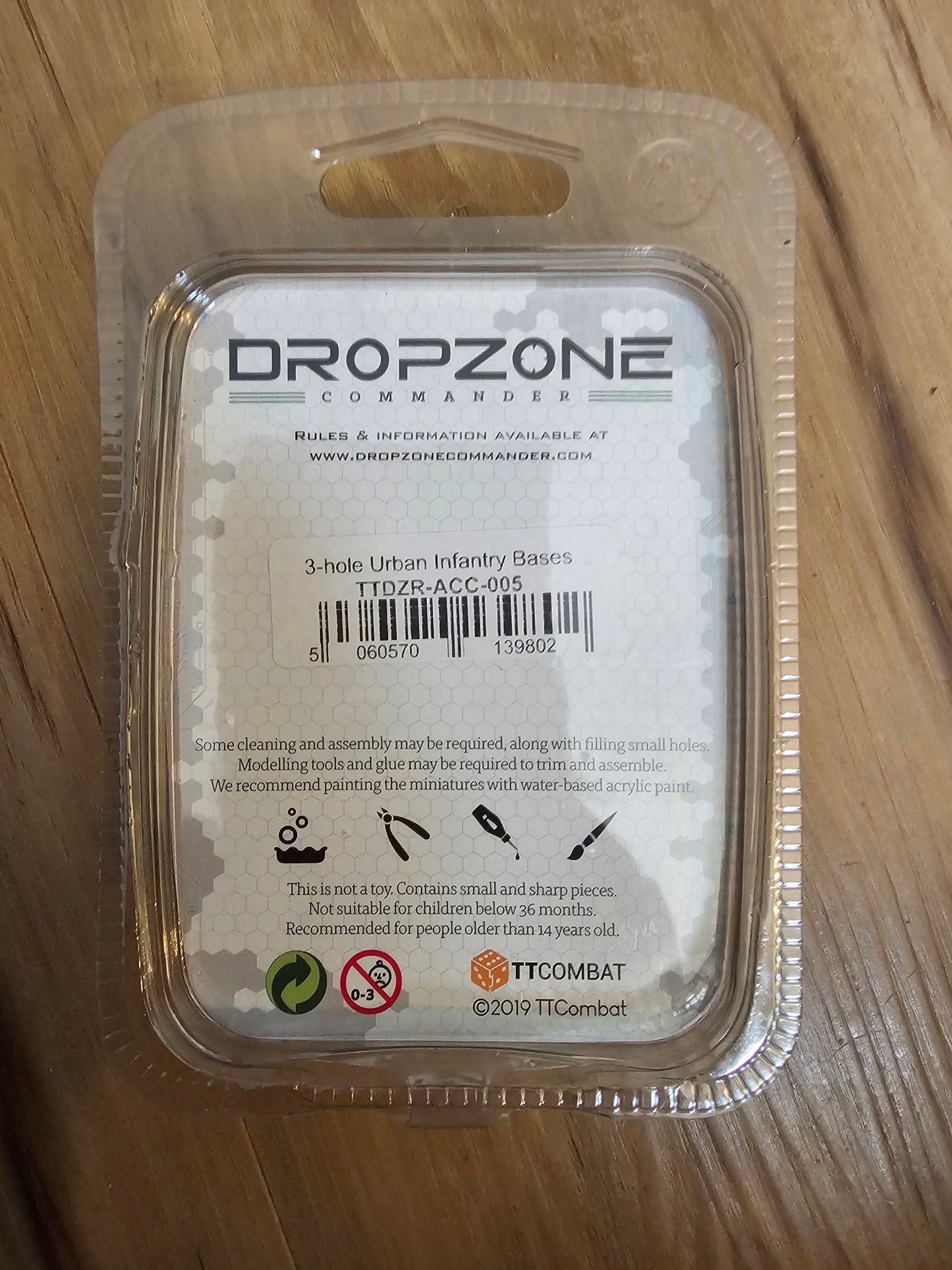Dropzone Commander 3-hole Infantry Bases (*See Per Order Flat Rate Shipping)