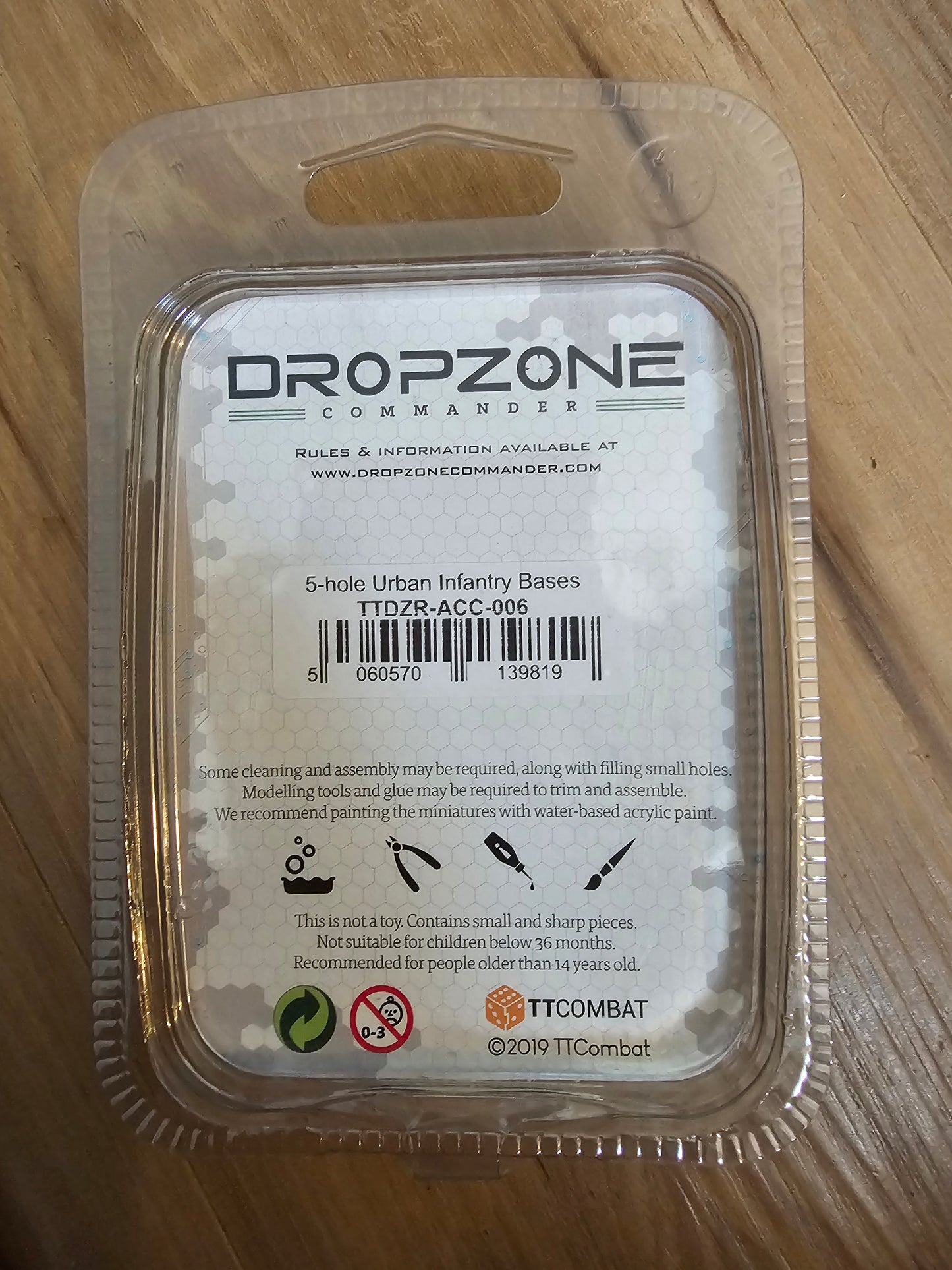 Dropzone Commander 5-hole Urban Infantry Bases (*See Per Order Flat Rate Shipping)