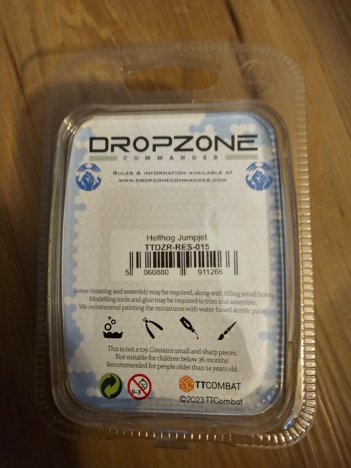 Dropzone Commander Resistance Hellhog Jumpjet (*See Per Order Flat Rate Shipping)