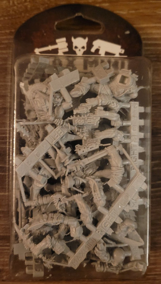 Max Mini Melee Orcs (10)(*See Per Order Flat Rate Shipping)